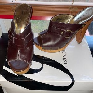 Nine West heels - Size: 7